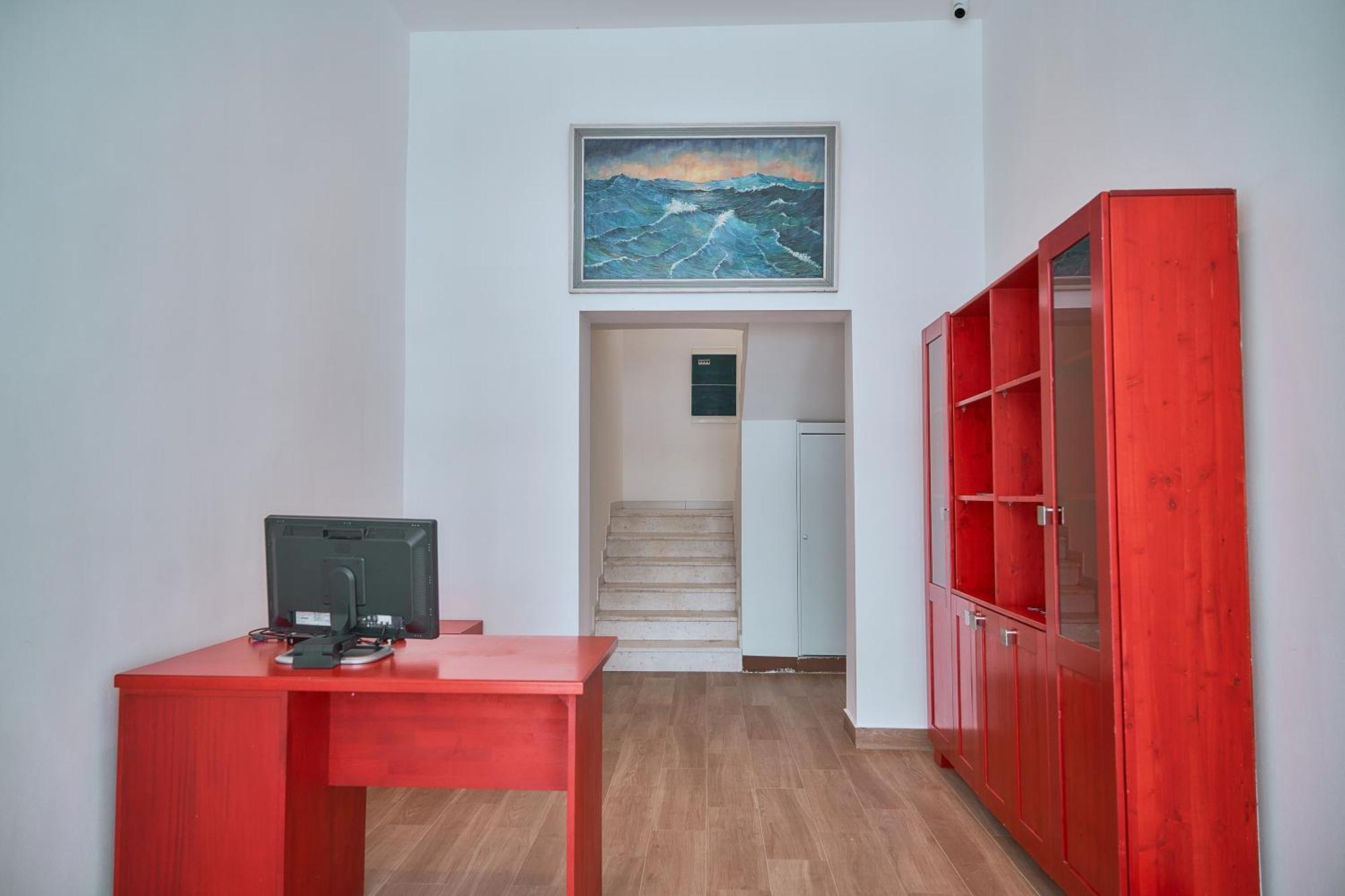 Kalpazo Inn Tirana Exterior photo